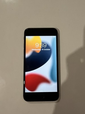 iPhone 6s Silver 16 GB au 画面カケ Apple iPhone 6s - 16GB - Space