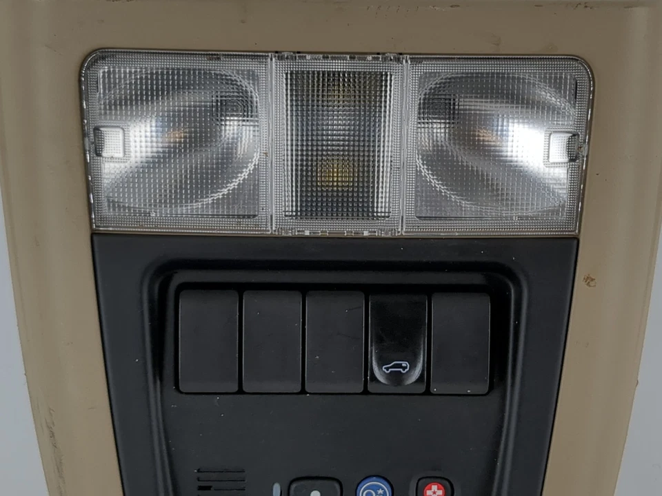 Luz domo interior consola techo techo techo Saturn Relay 2005-2007 N5O10 Foto 4 de 4