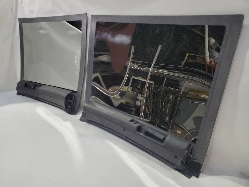 Chevrolet Camaro 1982 1983 OEM par de techos en techo de vidrio Foto 2 de 4