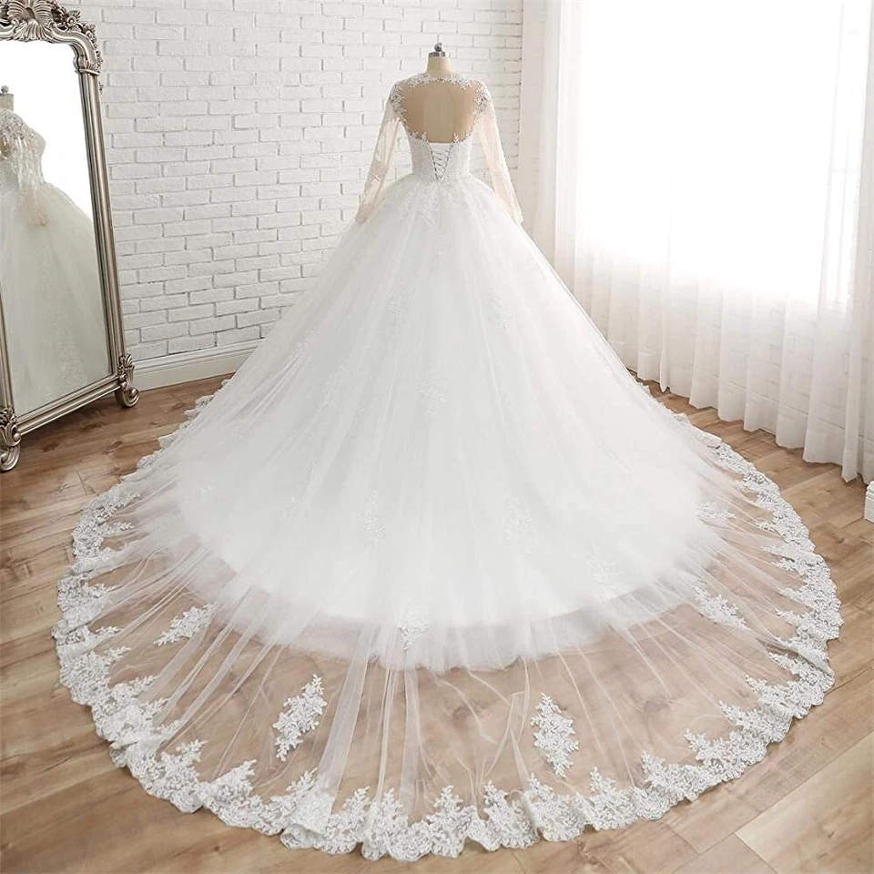 Vestido de novia blanco/marfil manga larga encaje línea A con escote joya Foto 3 de 4
