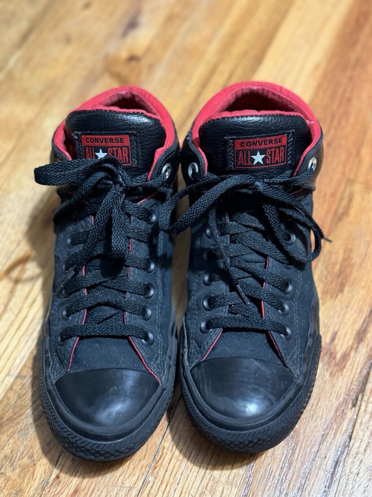 Size Converse Chuck Taylor All Star “High Street” Leather Mid