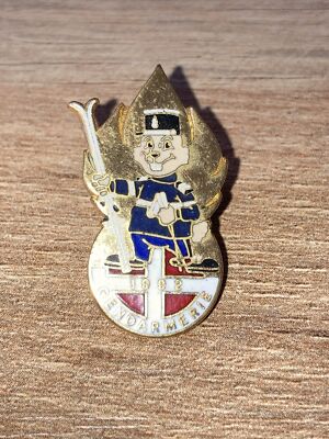 Gendarmerie 1992 Pin Badge (1404)