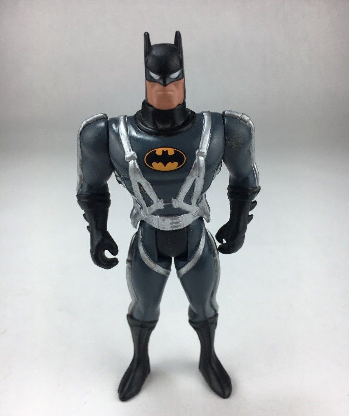 Vintage 1993 TM Kenner DC Comics Batman 4.75 Inch Action Figure Collectible