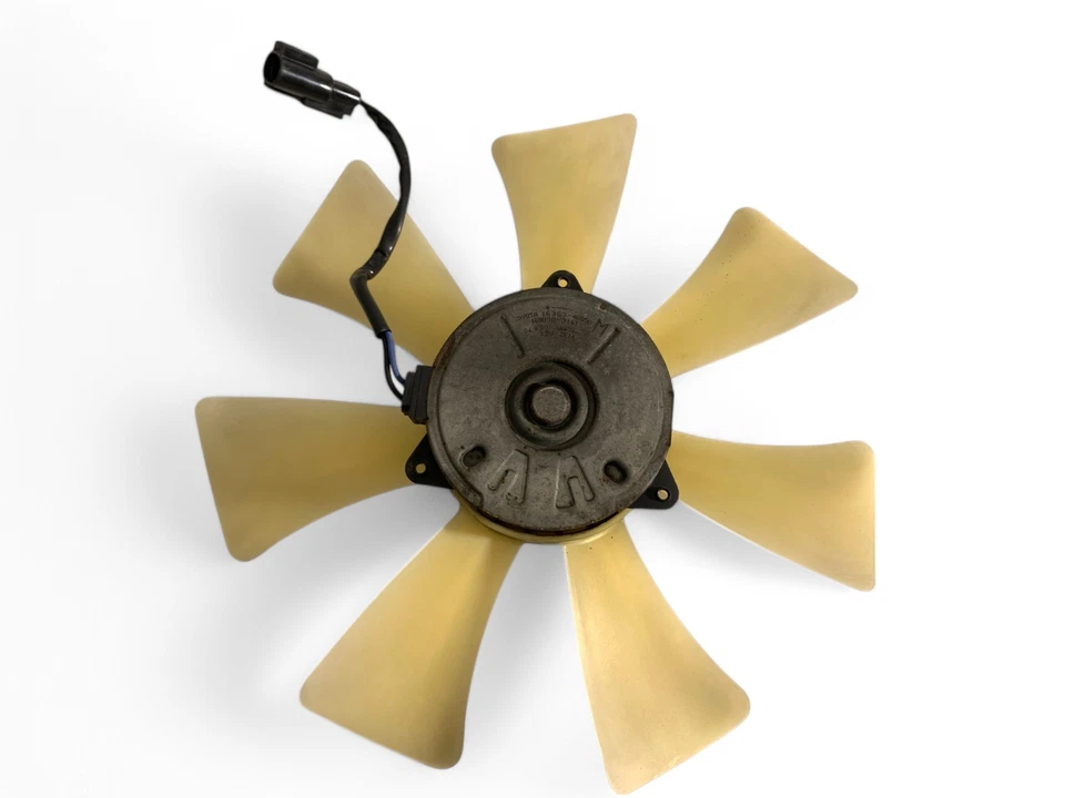 2003 LEXUS IS300 FAN MOTOR WITH BLADE 16363-46050 LEFT DRIVER SIDE OEM 350 #A47 - Image 4 of 4