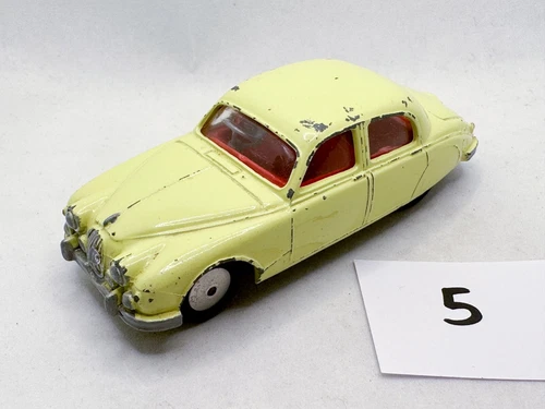 RARE VINTAGE CORGI TOYS # 208S JAGUAR 2.4 LITRE SALOON CAR DIECAST MODEL LEMON