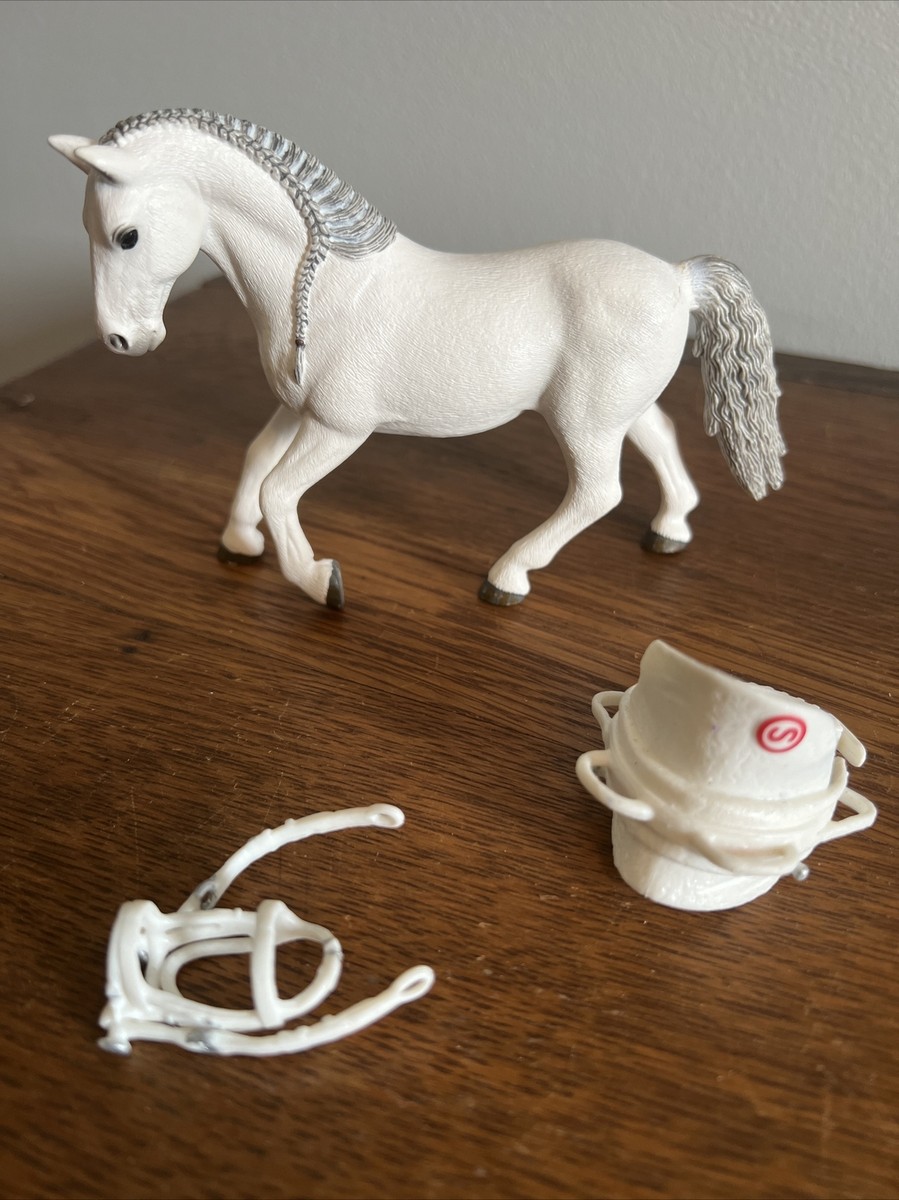 Rare Schleich 2012 White Lippizaner Mare Braided Mane Horse D-73527 Saddle