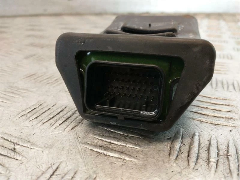 Ducati HYPERMOTARD 939 SP (2016>) caja negra  Foto 3 de 3