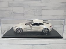 1/43 Spark Aston Martin One-77 White Minicar