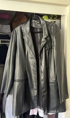 Steve Madden Women's Black Button Front Blazer Jacket w/ Pockets XL