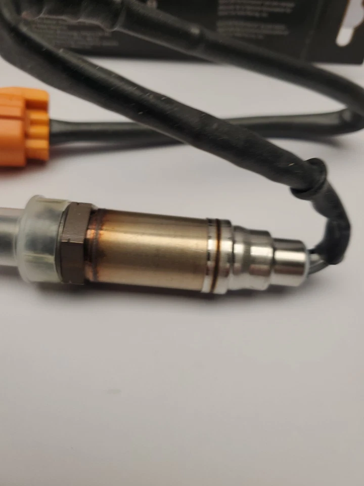 Sensor de oxígeno Bosch 15184 1999 2004 Land Rover Freelander Range Rover aguas arriba Foto 3 de 4