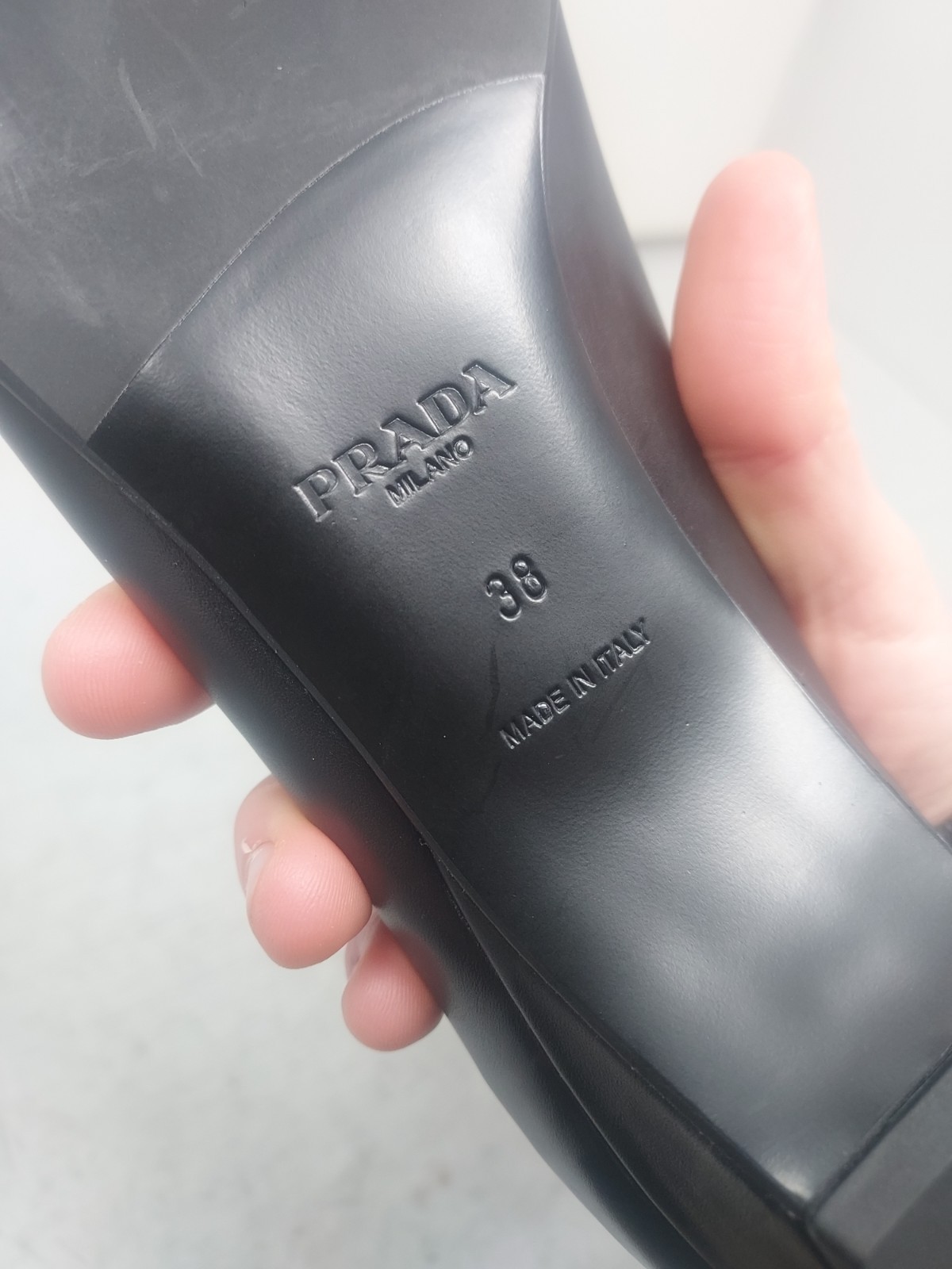 Prada Leather EU 38 US 8 WOMEN Triangle Logo Point Black Toe Pump Shoe image 4