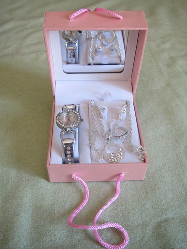 orologio donna da polso ZH QUARTZ con parure di bigiotteria | eBay