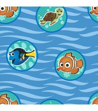 FQ FAT QUARTER DISNEY PIXAR FINDING NEMO WAVE BADGES DORY CRUSH COTTON FABRIC