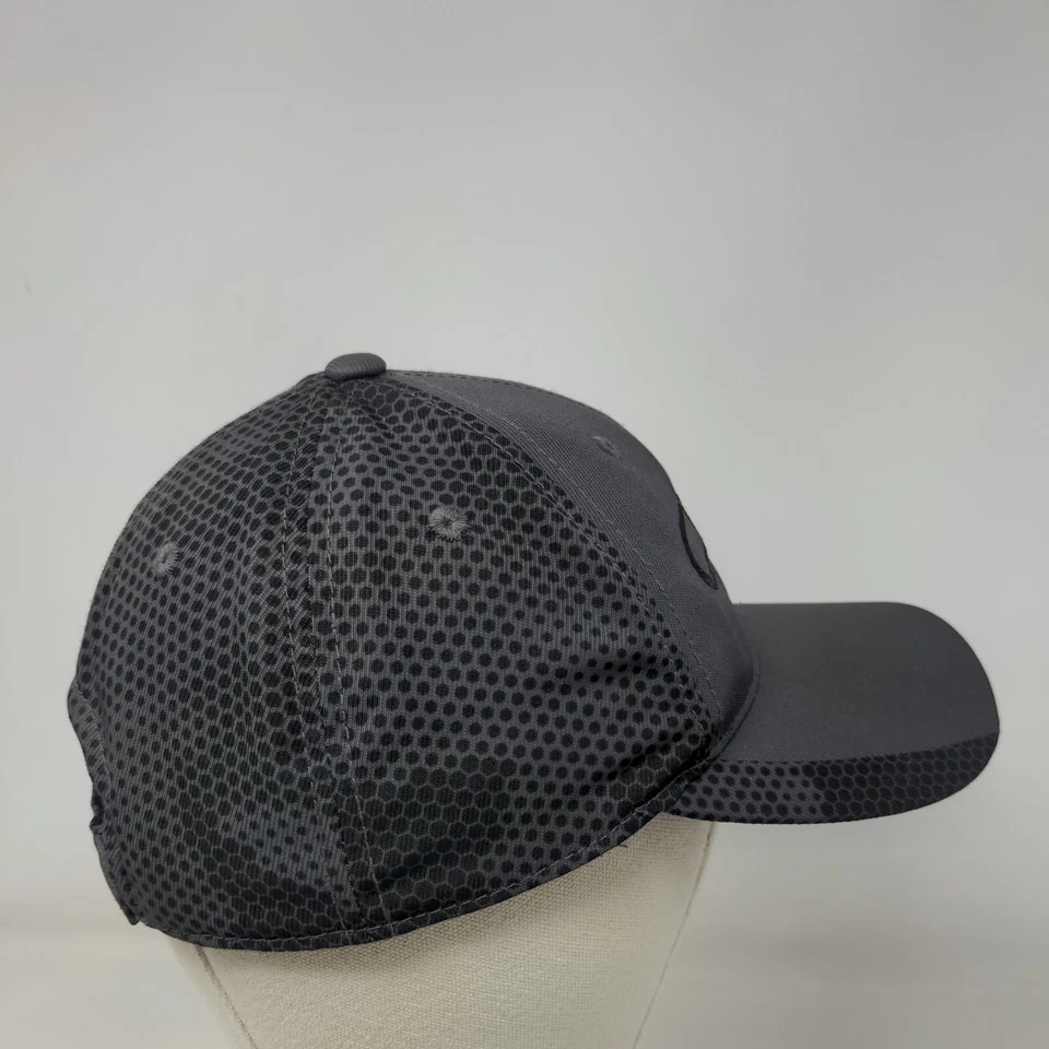 Sombrero CMD Strapback Gris Talla Única Ajustable Bordado Sport-Tek Poliéster Foto 4 de 4
