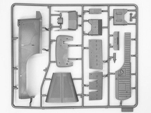 ICM 24012 Modellino in plastica 1:24 Typ G4 con coperchio aperto, auto personale tedesca seconda guerra mondiale - Foto 6 di 13