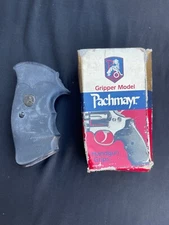 Pachmayr Gripper Model SK-GR Smith & Wesson