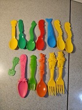 Kids Vintage 90s plastic forks and spoons