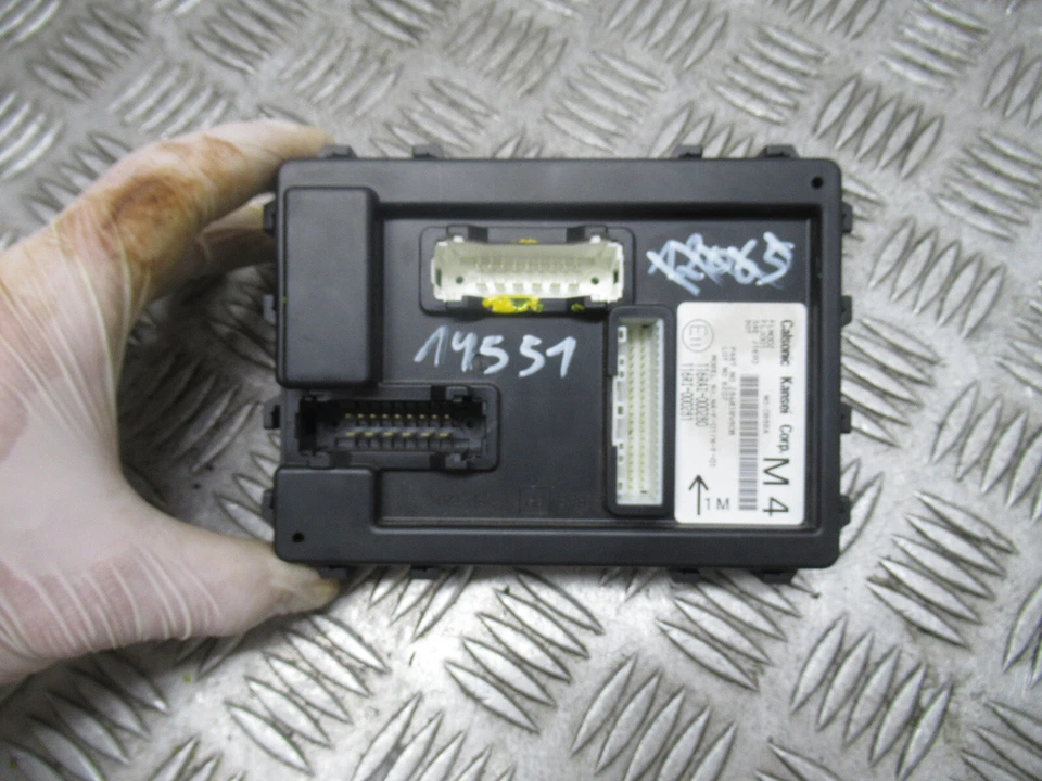 2017 NISSAN JUKE VISIA F15 1.6 PETROL MK1 5DRS BCM BODY CONTROL MODULE REF14551 - Image 2 of 4