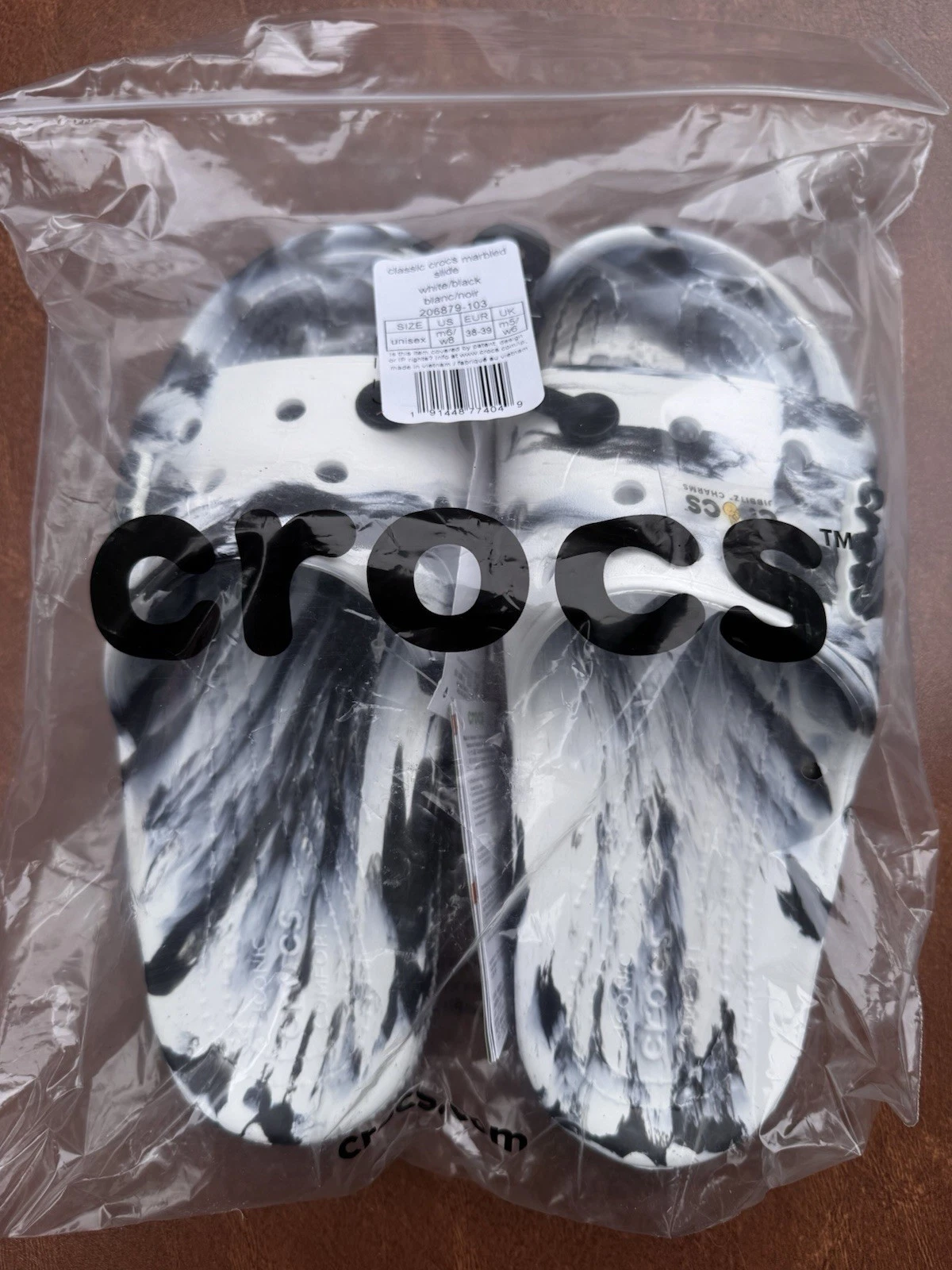 Classic Crocs Marbled Slide M6/W8 Slip On Sandals B&W 206879 Men’s 6 Women’s 8