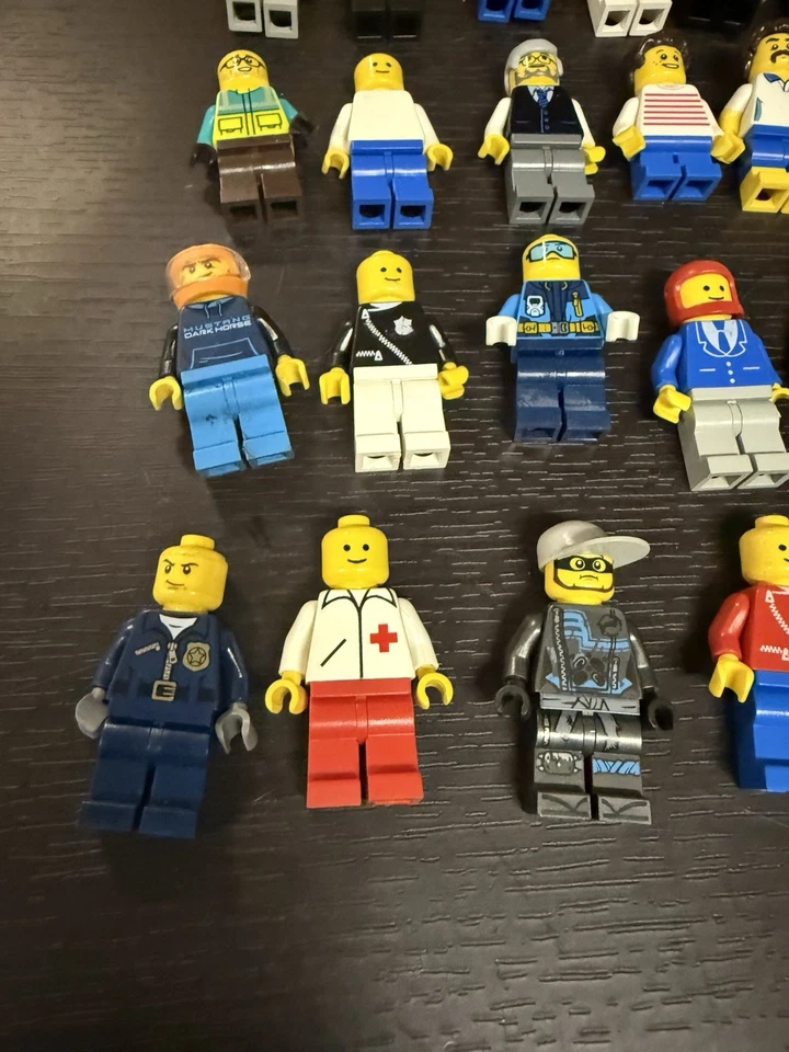 Lote de 50 minifiguras LEGO City People Foto 4 de 4