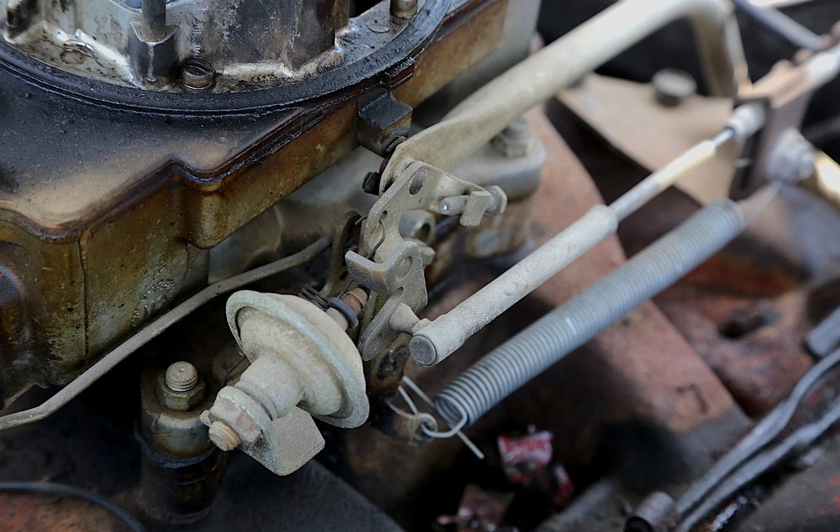 Carburetor cleaning - linkage