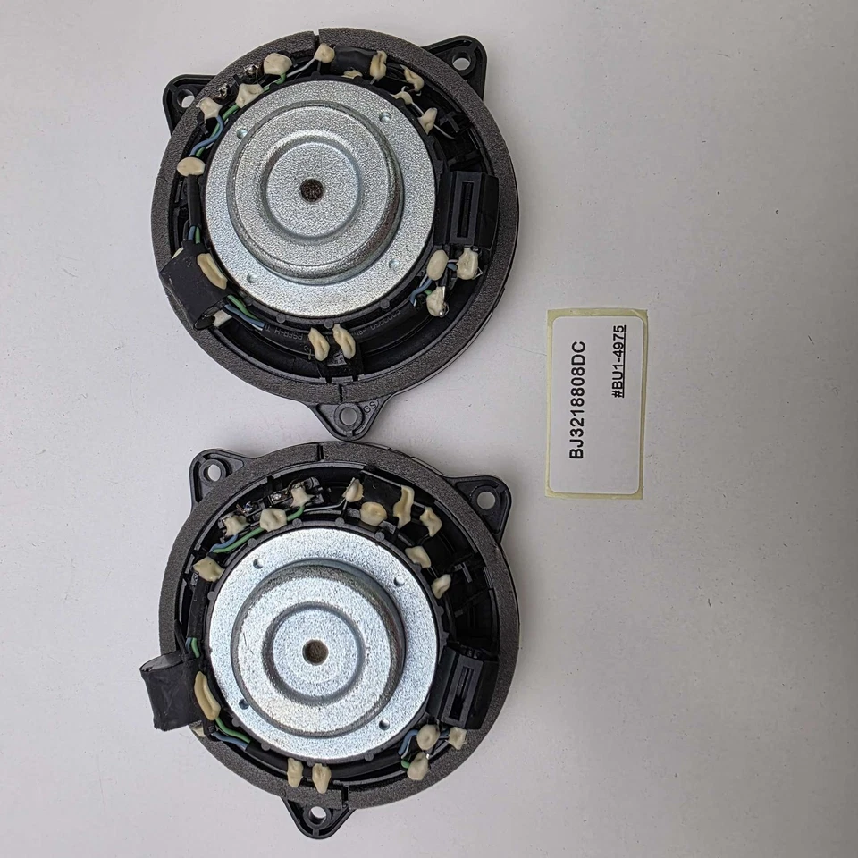 Altavoz Land Rover Range Rover Velar 2018-2023 BJ3218808DC Foto 2 de 4