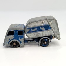 Lesney Matchbox Series No. 15 Tippax Refuse Collector Garbage Truck