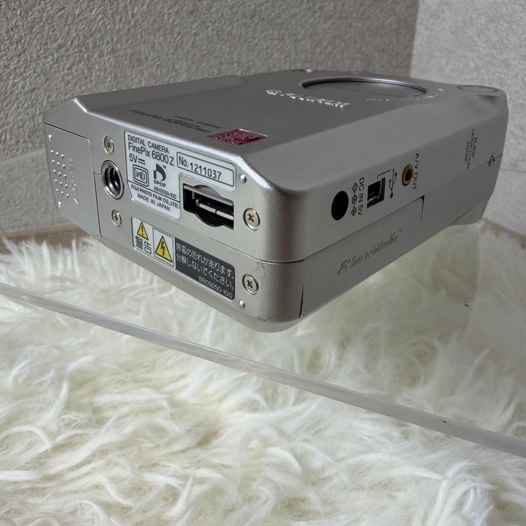 FUJIFILM FinePix 6800z Compact Digital Camera Tested Working