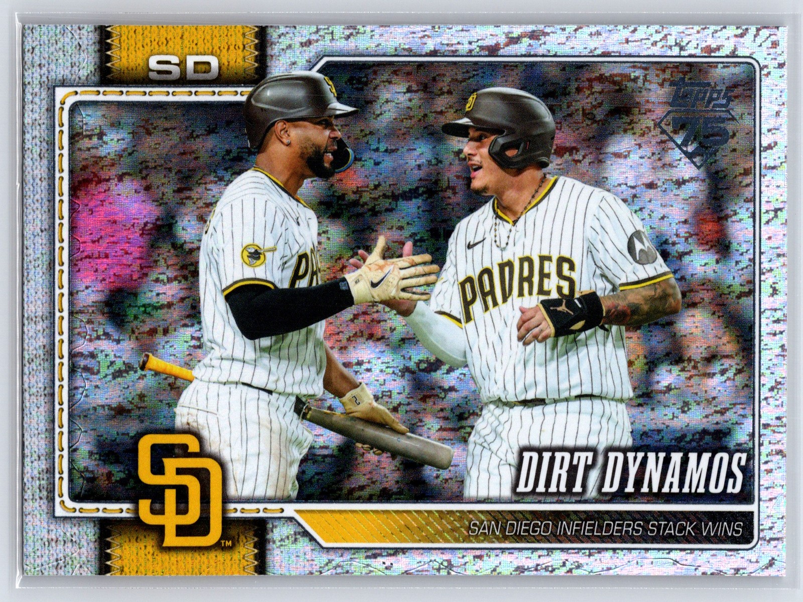 2026 Topps #605 Dirt Dynamos/Manny Machado & Xander Bogaert / Holo Foil (Padres)