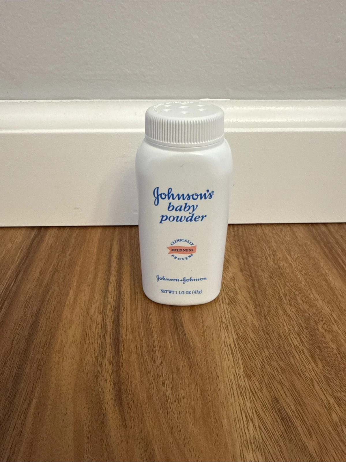 Johnson and Johnson Orginal Baby Power 75% Full 42g