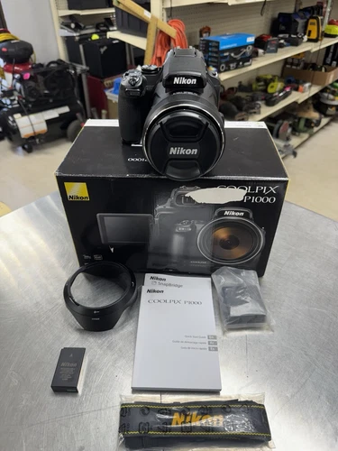 Nikon Coolpix P1000 16MP 125x Wide Angle lens Digital Camera Black 