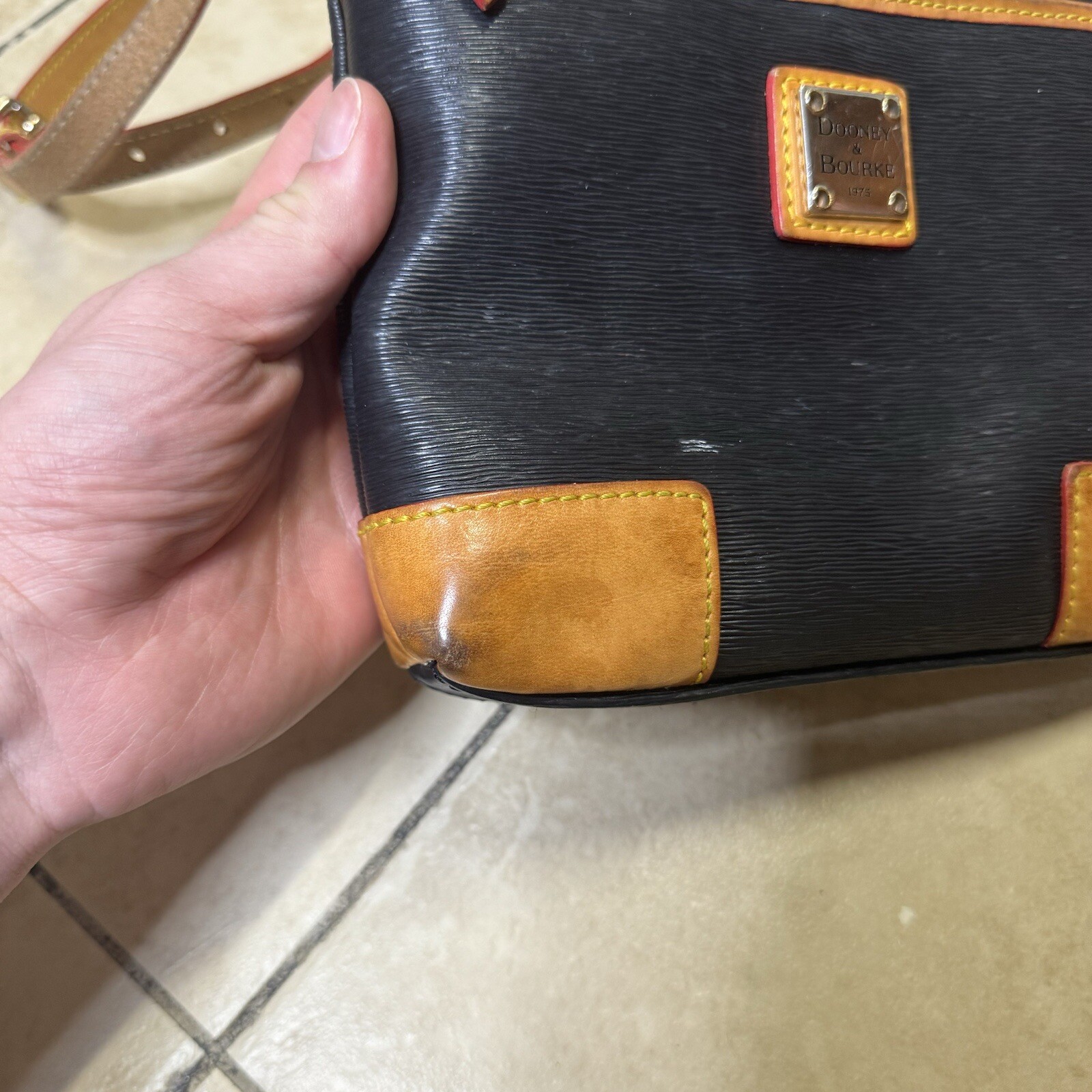 Vintage Dooney & Bourke Leather Square Carrier Sh… - image 3