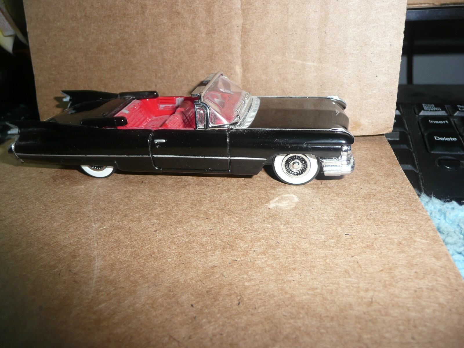 Picture 3 of 8