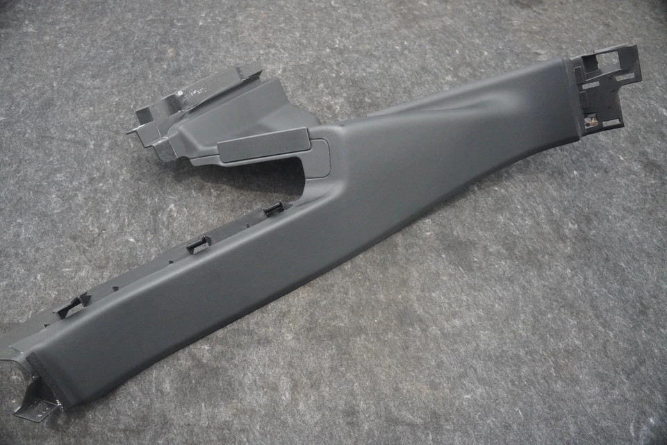 Rear Right Lower C Pillar Cover Trim Panel 4ML867768 Lamborghini Urus 19 *Note* - Image 4 of 4