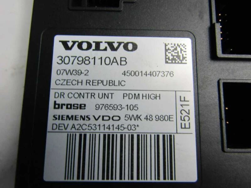 Volvo C70 2008 convertible pasajero derecho puerta delantera ventana motor eléctrico módulo Foto 3 de 4