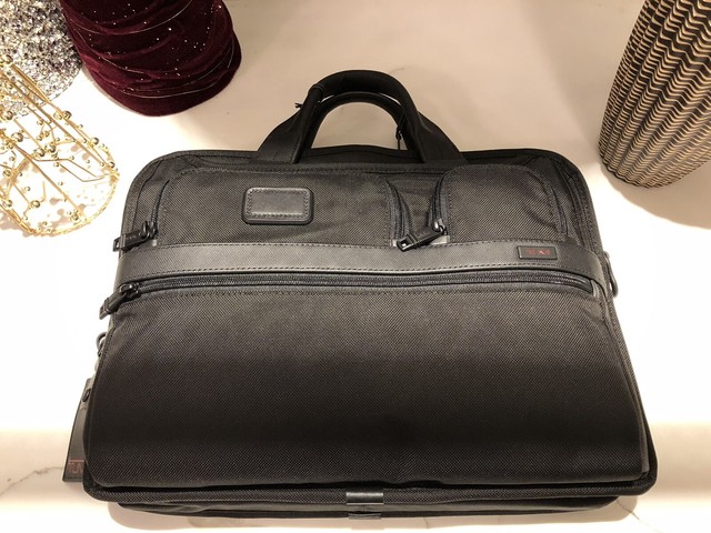 tumi briefcase slim