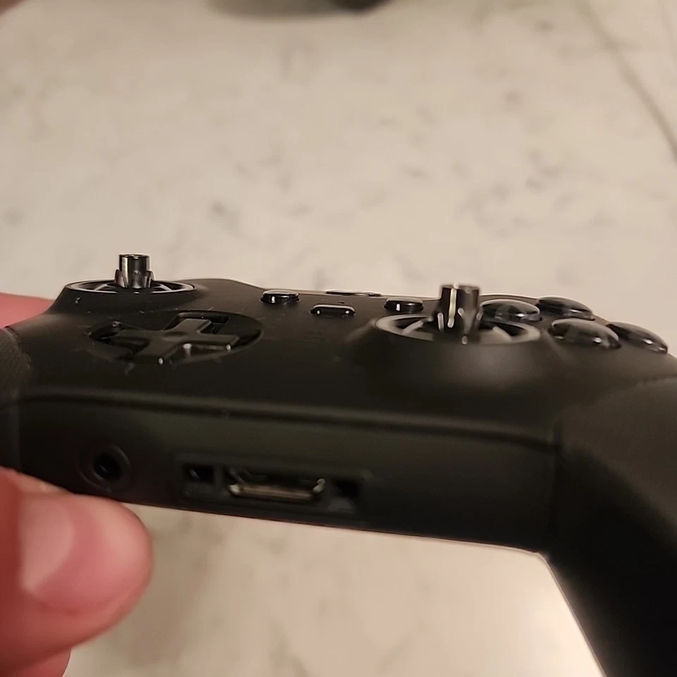 READ WORKS Microsoft Elite Series 2 Wireless Controller Xbox X|S One No Joystick - Image 3 of 4