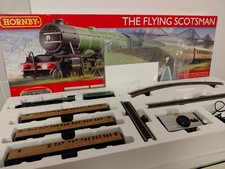 HORNBY  FLYING SCOTSMAN TRAIN  SET