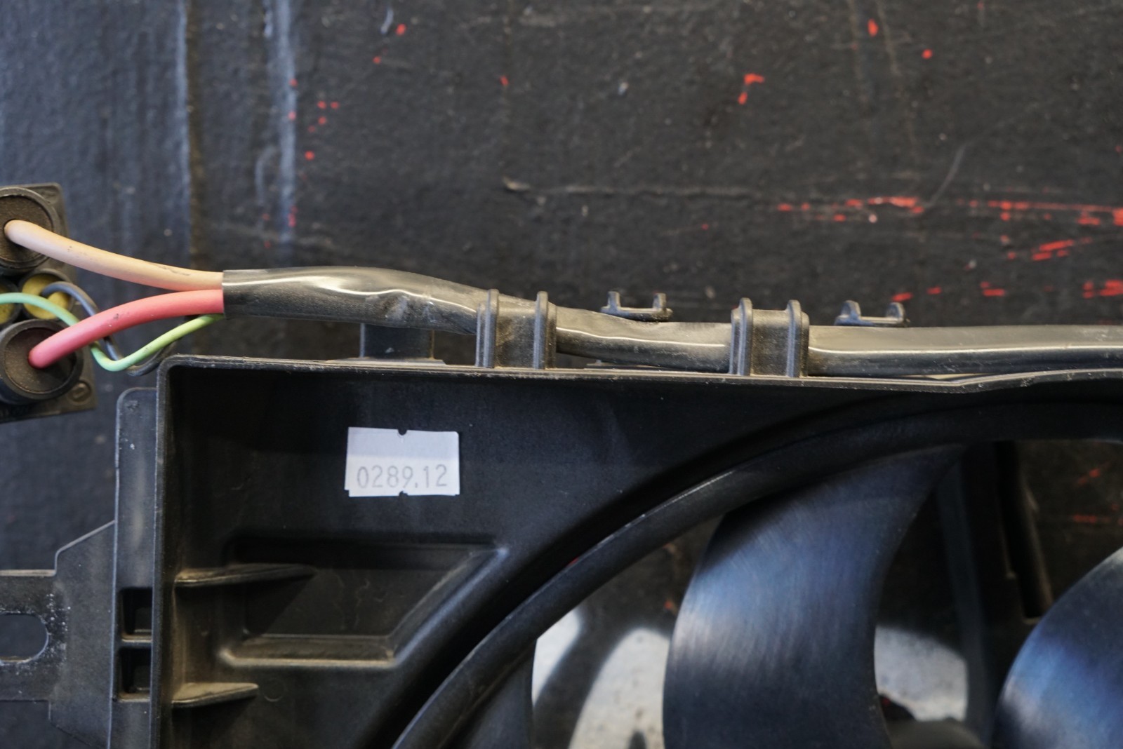 Audi R8 2017-2023 Left Fan blade P/N 4S0121203B