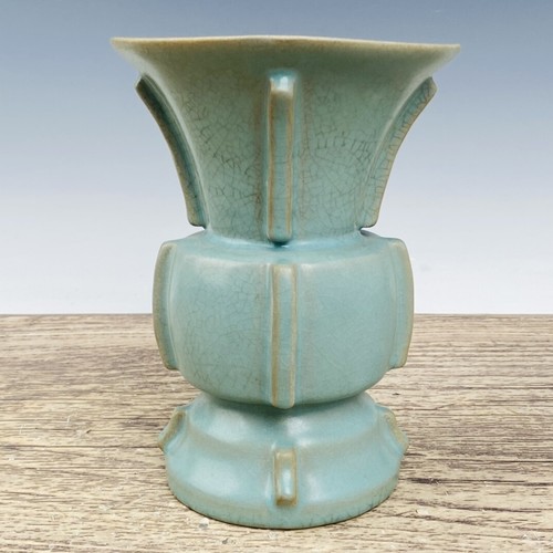8" Antique Porcelain Song dynasty ru kiln museum mark cyan glaze Ice crack Vase - Picture 3 of 9