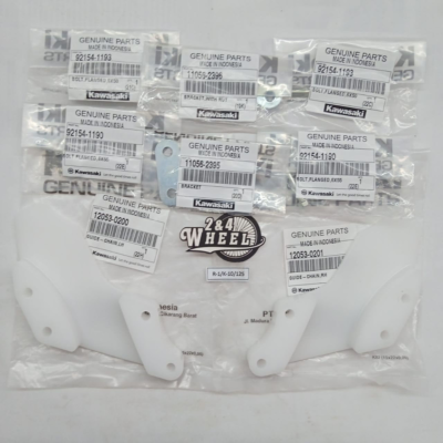 Kawasaki KLX150 KLX 150 Rear Chain Guide Set Assy Set NEW OEM