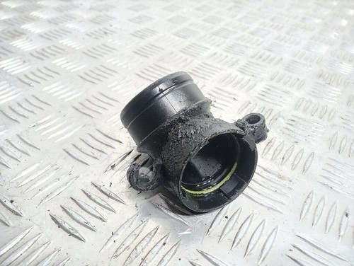 Volkswagen PASSAT B7 2014 Diesel Ansaugrohr Ansaugschlauch Turbolader UST61543