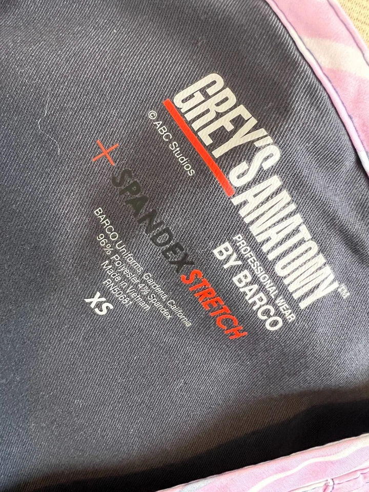 Greys Anatomy Barco Scrub Top Shirt XS Extra Small Spandex Stretch Nursing NWT - Image 2 of 4