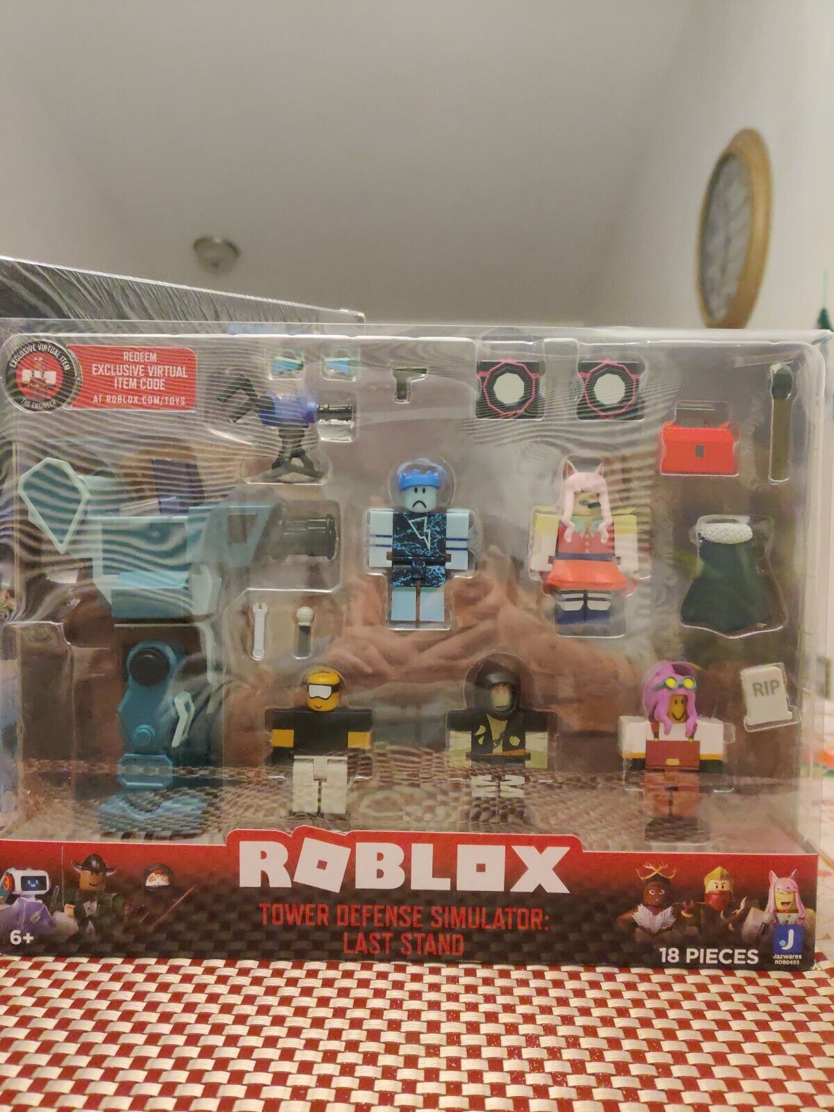 Roblox Action Collection - Tower Defense Simulator: Last Stand Playset  [Includes Exclusive Virtual Item] : Toys & Games 