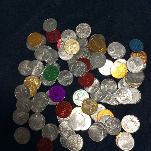 Mardi Gras Doubloons Lot ● 85 count ● Multi Colors ● - Picture 6 of 8