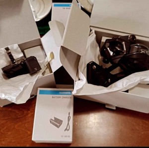 Shimano XT M8250 GS Di2 12 Speed Upgrade Kit, The Shifter Xtr