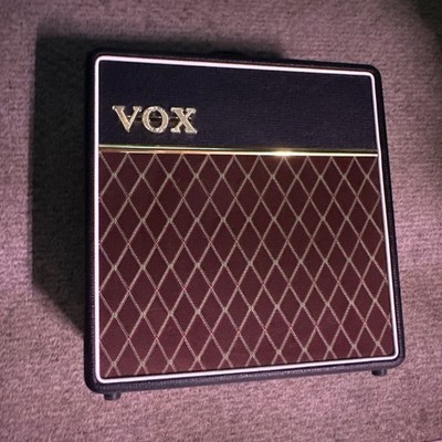 Vox AC4C1-12  Classic 4-Watt 1 x 12'' Tube Guitar Combo Amplifier -Black