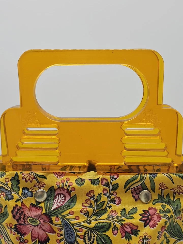 Vintage Lucite Removable Handles Purse Handbag Yellow Floral Fabric Pearl Snaps - Image 2 of 4