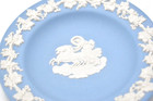 ✨Rare Plate WEDGWOOD Light Blue Jasperware Aurora Chariot Neoclassical Ring Tray — photo 6