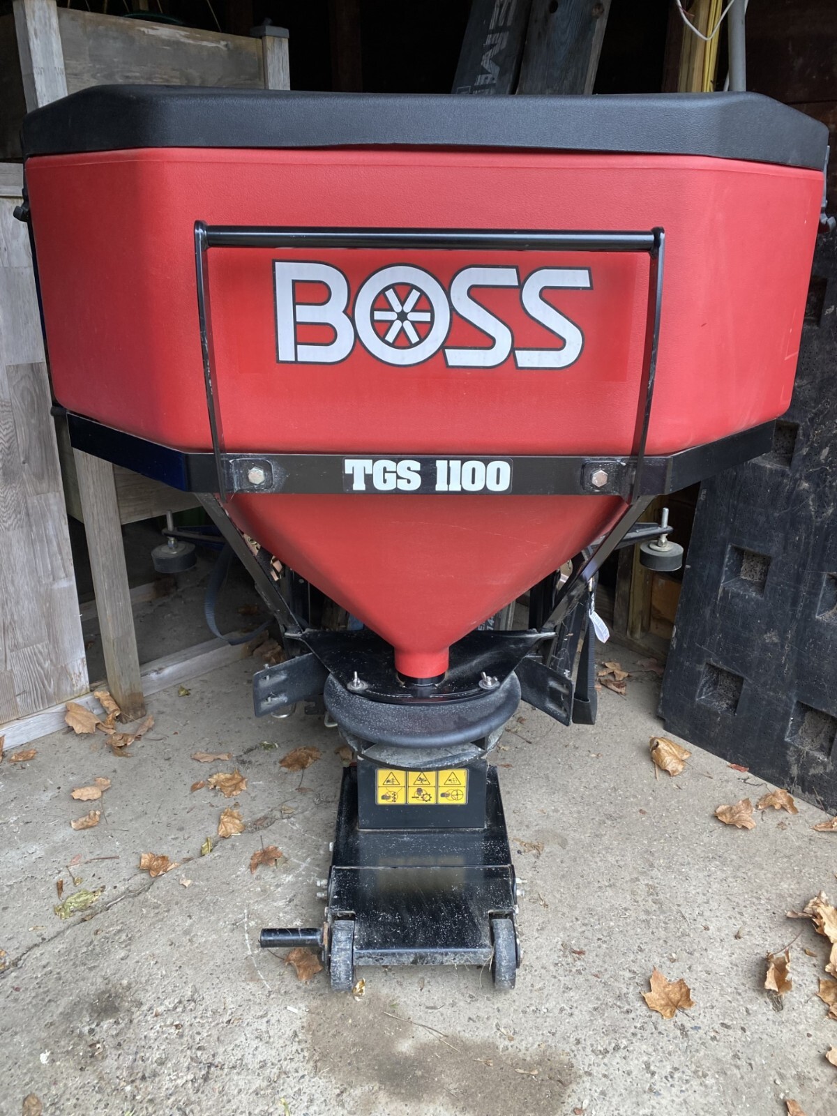 Boss TGS 1100 salt spreader 2022 LIKE NEW/EXCELLENT CONDITION!! eBay
